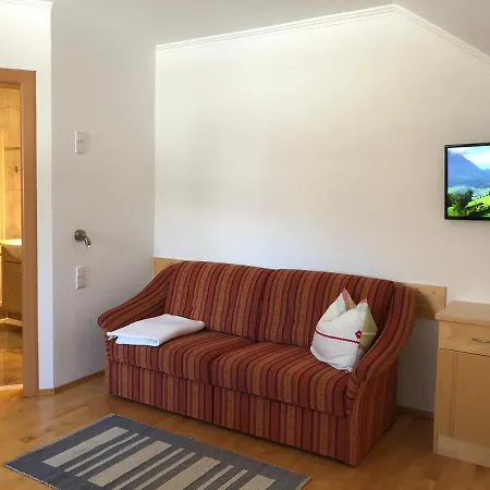 Apartment Wind *
